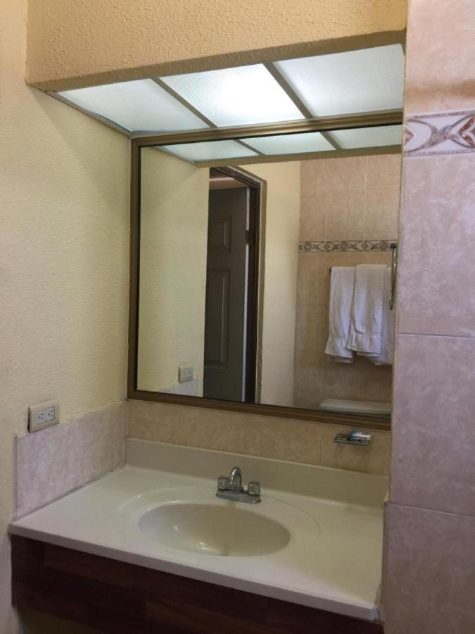 Ciudad Obregón El Ejecutivo Aparthotel מראה חיצוני תמונה